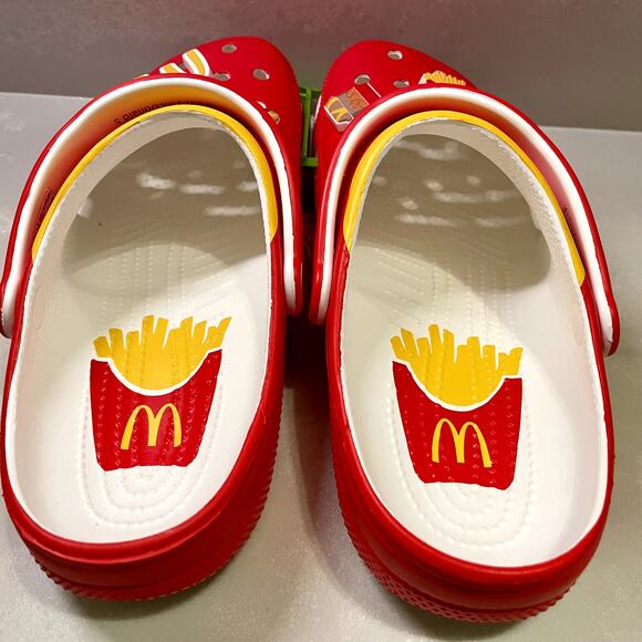 NEW MCDONALD'S X CROCS CLASSIC CLOG M10 - Picture 2 of 4